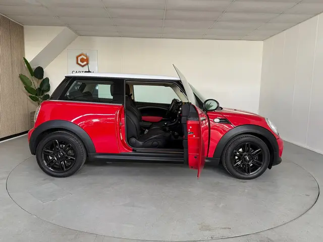 MINI One Mini 1.6 Chili Airco, LMV, Navigatie 2014 Benzine 9