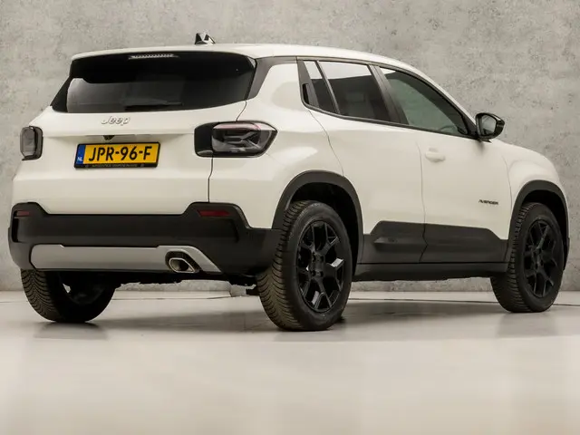 Jeep Avenger 1.2 Altitude Sport 2023 Benzine 5