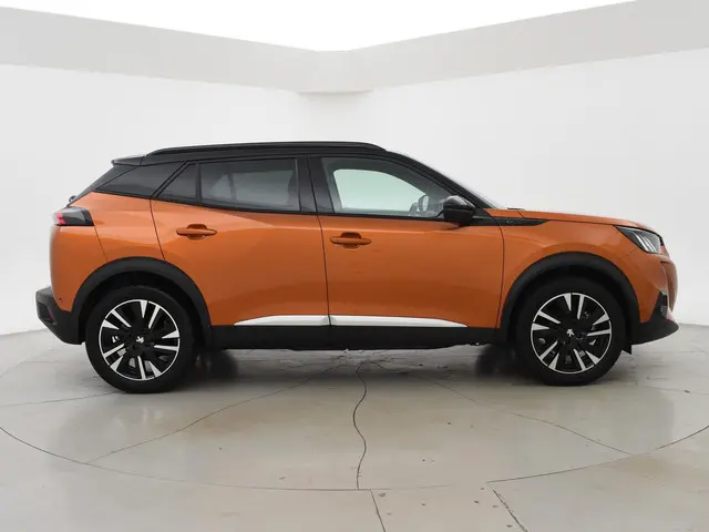 Peugeot e-2008 EV GT PACK 50 kWh 2021 Elektrisch 9