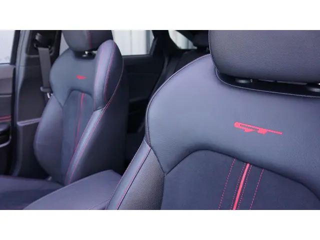 Kia ProCeed 1.6 T-GDI 205pk GT 2019 Benzine 29
