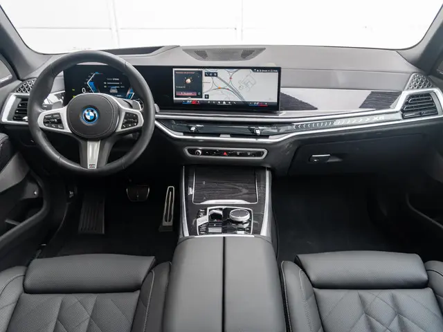 BMW X5 xDrive50e 2025 Hybride Benzine 9
