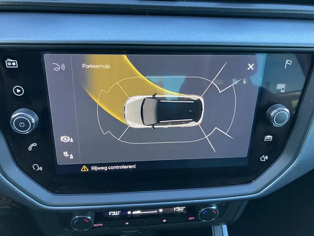 SEAT Arona 1.0 TSI Style Business Intense 2021 Benzine 42