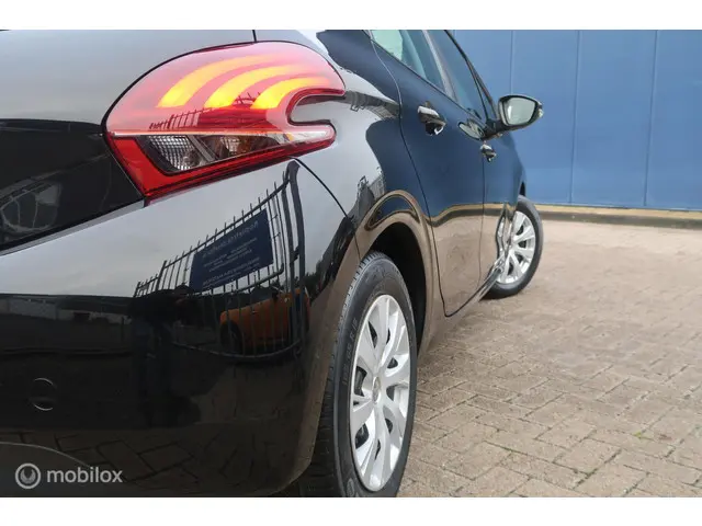Peugeot 208 1.2 PureTech Blue Lease 2015 Benzine 3
