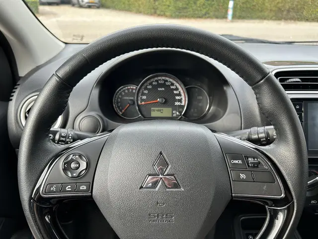 Mitsubishi Space Star 1.2 Active 2021 Benzine 19
