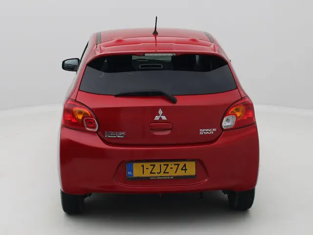 Mitsubishi Space Star 1.0 Bright 2015 Benzine 5