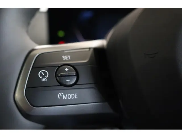 BMW iX xDrive45 2025 Elektrisch 29