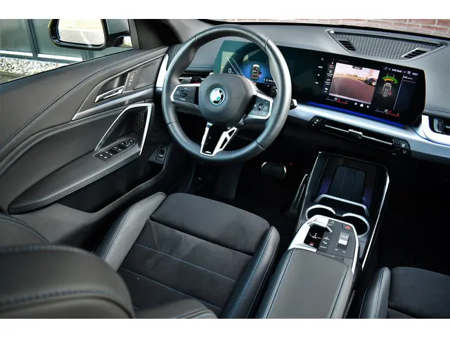 BMW X1 xDrive25e M-Sport 2024 Hybride Benzine 3