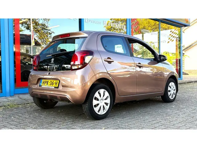 Peugeot 108 1.0 e-VTi Active 2015 Benzine 6