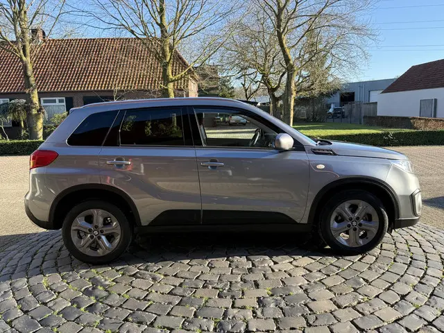Suzuki Vitara 1.6 Exclusive 2015 Benzine 5