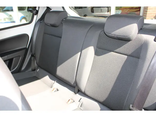SEAT Mii 1.0 Sport 2015 Benzine 17