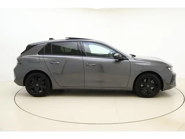 Opel Astra 1.6 Hybrid 180pk Level 4 2024 Hybride Benzine 9