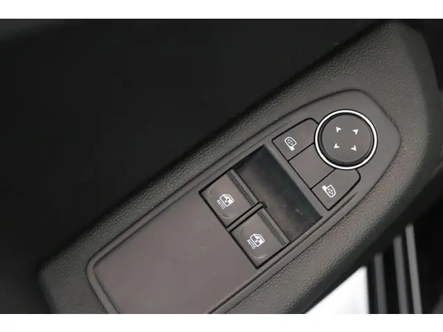 Renault Clio 1.0 TCe Zen 2022 Benzine 24