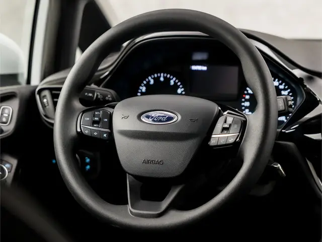Ford Fiesta 1.1 Sport 2018 Benzine 18
