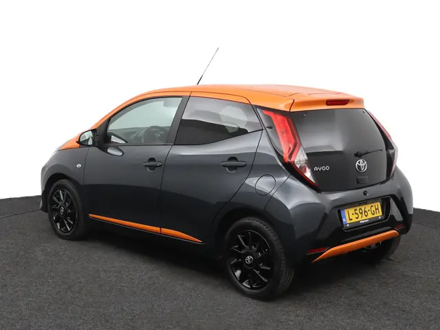 Toyota Aygo 1.0 VVT-i x-JBL 2021 Benzine 12