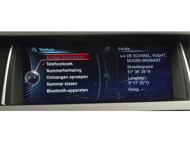 BMW 5 Serie Touring 520i Luxury Edition 2013 Benzine 47