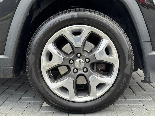 Jeep Compass 1.4 MultiAir Longitude 2018 Benzine 8