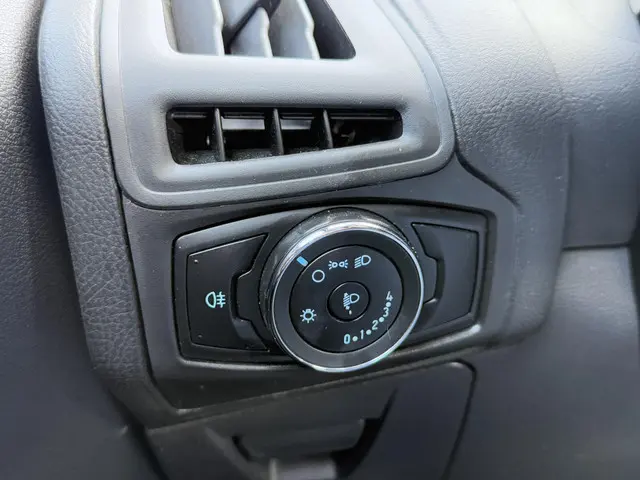 Ford Focus Wagon 1.0 EcoBoost Edition 2014 Benzine 26