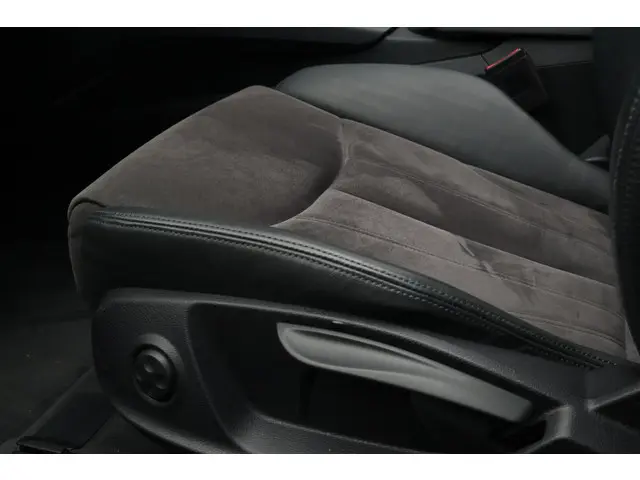 Audi TT Roadster 1.8 TFSI Pro Line + 2018 Benzine 19