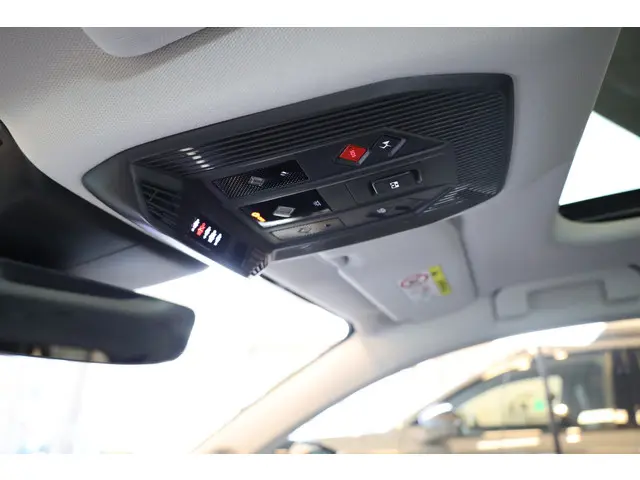 DS DS 4 e-Tense 225 'Etoile' 2024 Hybride Benzine 36