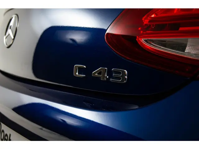 Mercedes-Benz C-Klasse Coupé AMG 43 4MATIC 2018 Benzine 37