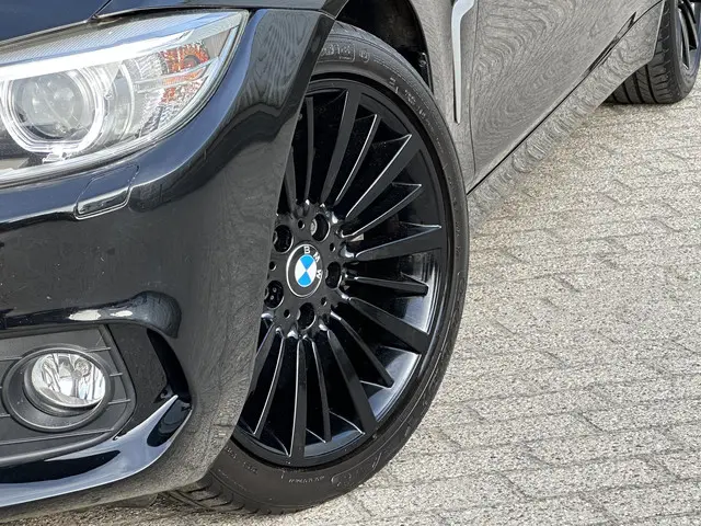 BMW 4 Serie Cabrio 428i High Executive 2014 Benzine 10