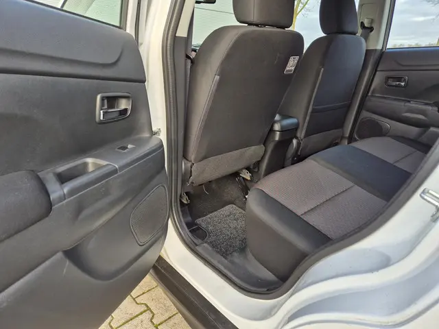 Mitsubishi ASX 1.6 Cleartec Connect 2018 Benzine 25