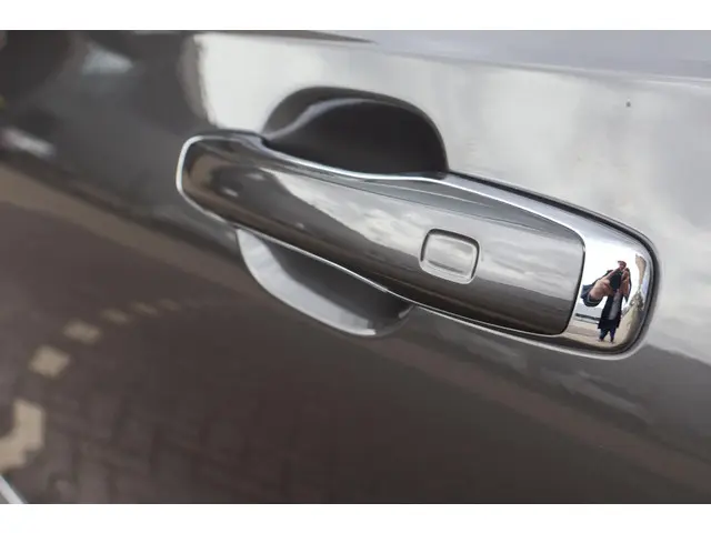Volvo V90 2.0 T6 AWD Inscription 2021 Hybride Benzine 47