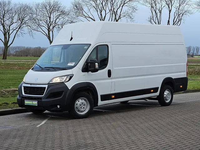 Peugeot Boxer 2.2 2022 Diesel 2