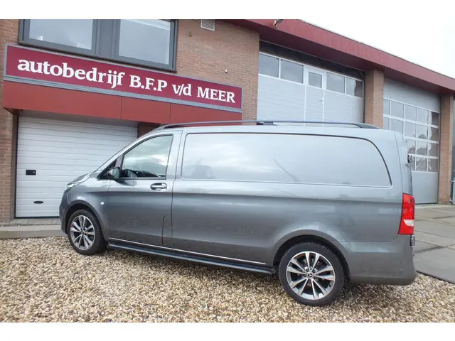 Mercedes-Benz Vito 119 CDI Lang 2022 Diesel 5