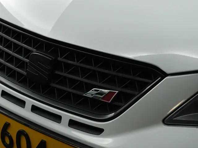 SEAT Ibiza SC 1.4 TSI Cupra 180PK Aut- 2013 Benzine 29
