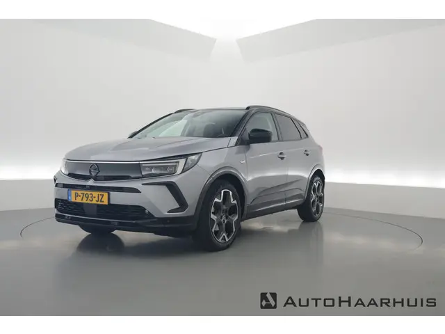 Opel Grandland 1.2 Turbo GS Line 2022 Benzine