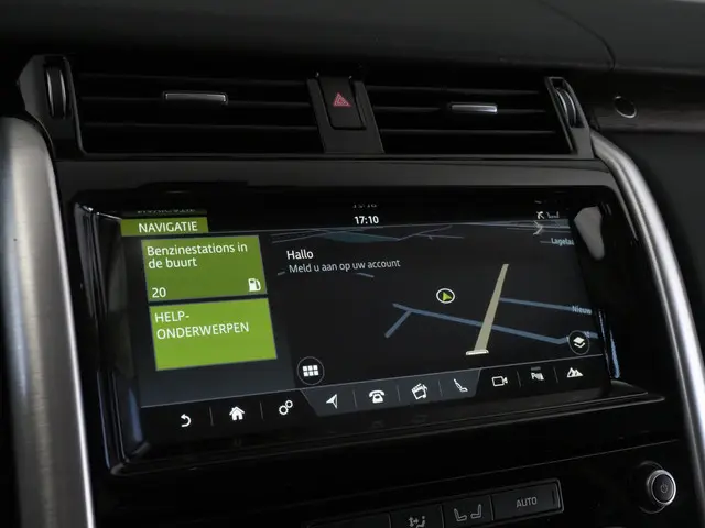 Land Rover Discovery 3.0 Td6 SE 2017 Diesel 33