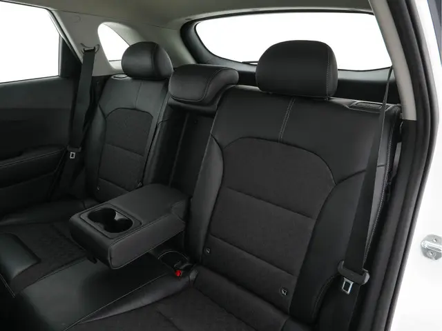 Kia Niro 1.6 GDi Hybrid DynamicLine 2021 Hybride Benzine 24