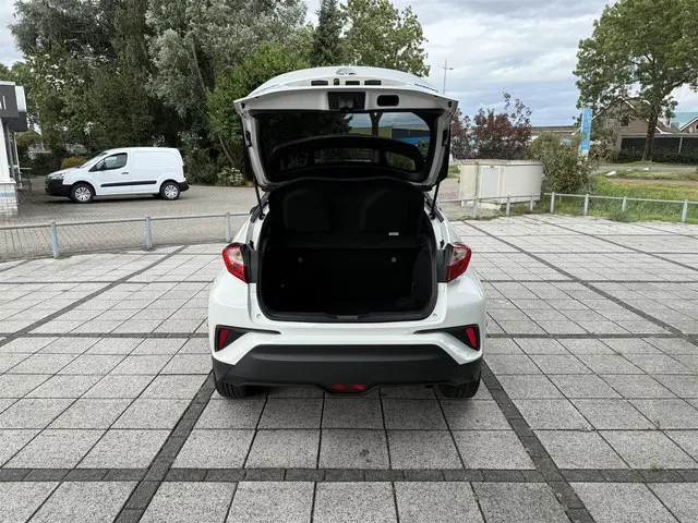 Toyota C-HR 1.8 Aut. Hybrid Style 2018 Hybride Benzine 15