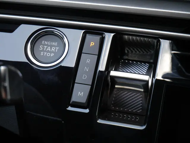 Peugeot 5008 1.2 Hybrid 136 Allure 2025 Hybride Benzine 34