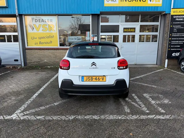 Citroën C3 1.2 PureTech Business 2020 Benzine 10