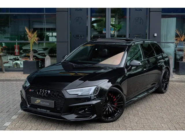 Audi RS4 Avant 2.9 TFSI 450pk Quattro 2018 Benzine 4