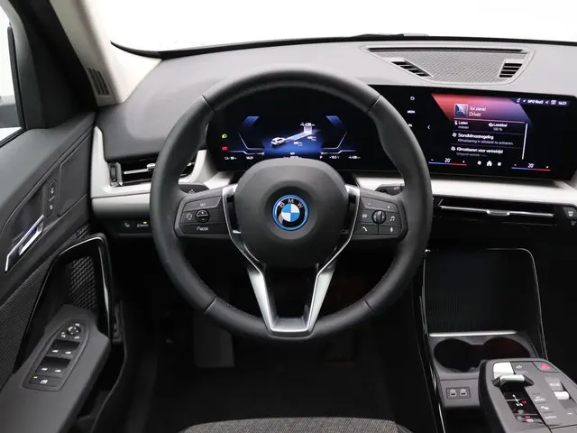 BMW iX1 eDrive20 67 kWh 2025 Elektrisch 21