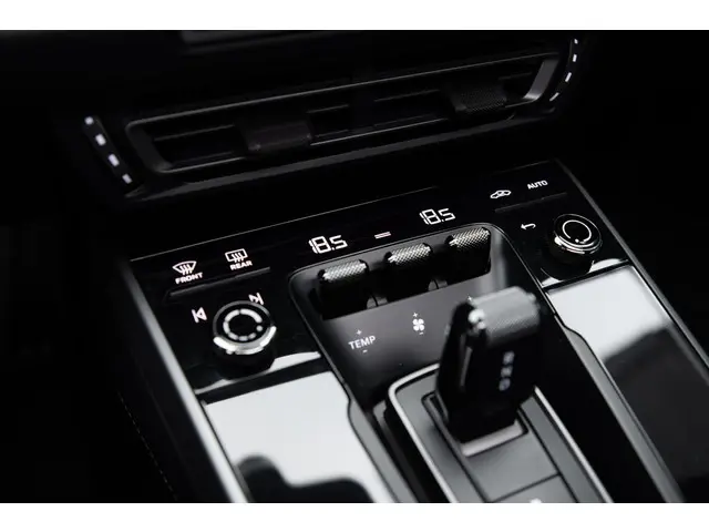Porsche 911 3.0 Carrera 2020 Benzine 44
