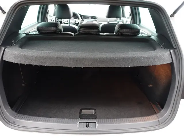 Volkswagen Golf 1.2 TSI Highline+ 2014 Benzine 31