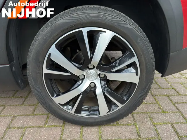 Peugeot 2008 1.2 PureTech GT-line 2018 Benzine 26