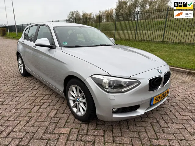 BMW 1 Serie 114i Business+ 2012 Benzine