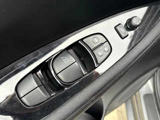 Nissan Leaf N-Connecta 40 kWh 2021 Elektrisch 40