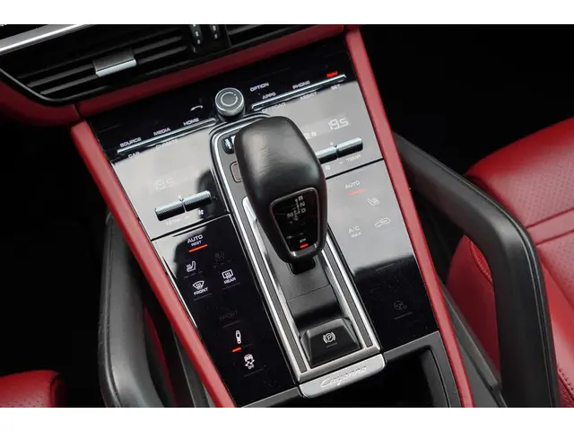 Porsche Cayenne Coupé 3.0 2020 Benzine 56