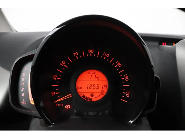 Toyota Aygo 1.0 VVT-i x-wave 2016 Benzine 4
