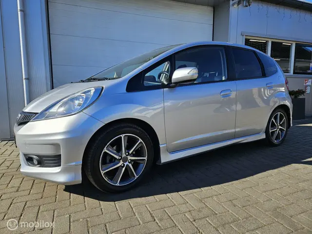 Honda Jazz 1.4 Si Sport zeer nette Auto!! 2014 Benzine 2