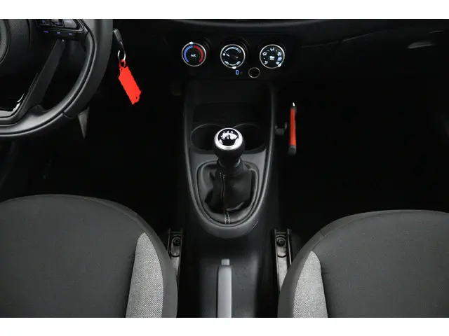 Toyota Aygo X 1.0 VVT-i MT Play 2025 Benzine 26