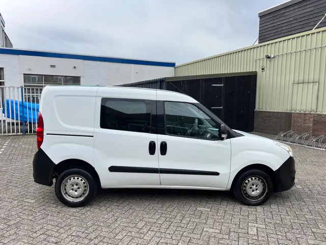Opel Combo 1.3 CDTi L1H1 ecoFLEX 2014 Diesel 12