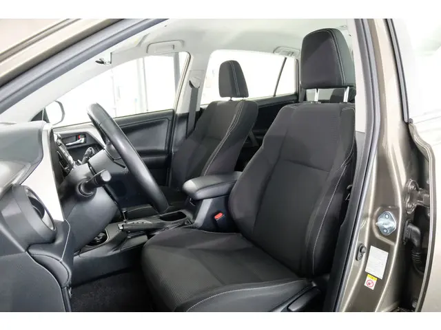Toyota RAV4 2.5 Hybrid Dynamic 2019 Hybride Benzine 4
