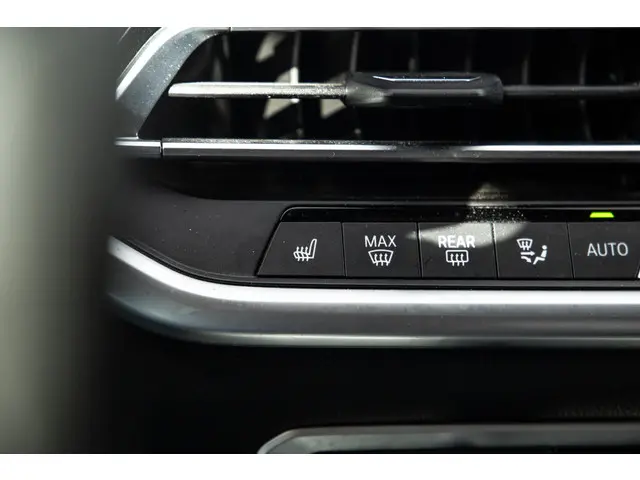 BMW X5 xDrive45e 2021 Hybride Benzine 49